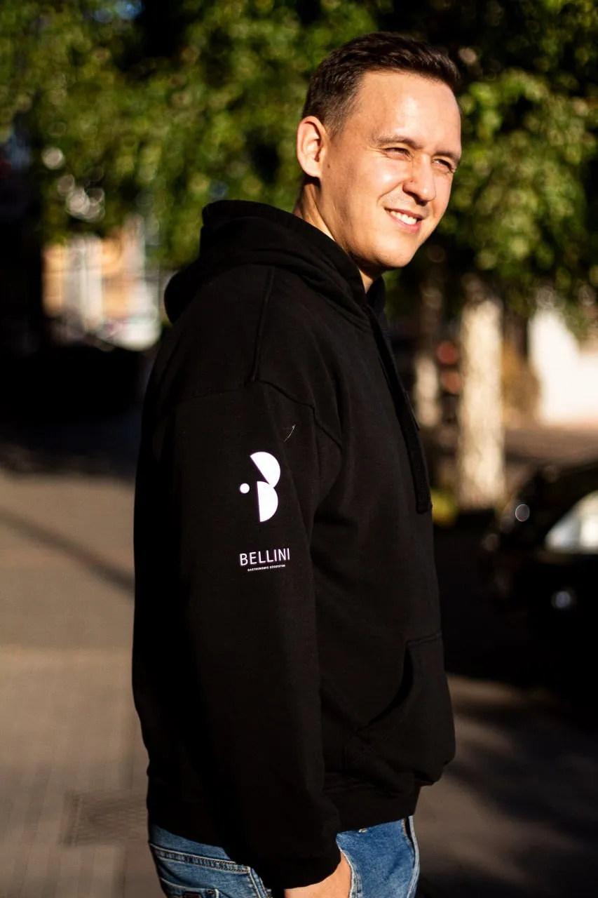 Фирменные худи с нашивкой — фото 3