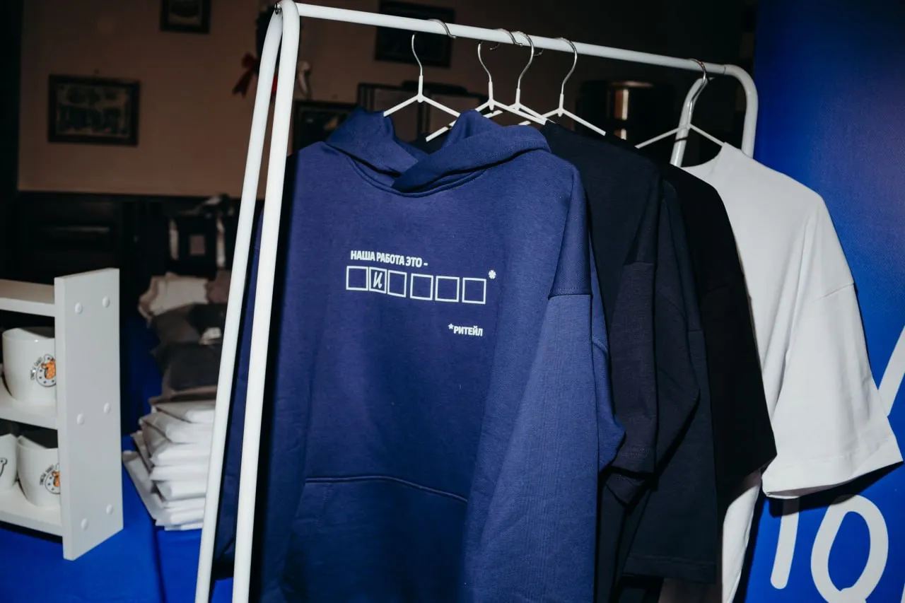 Мерч и сувениры сети — фото 18
